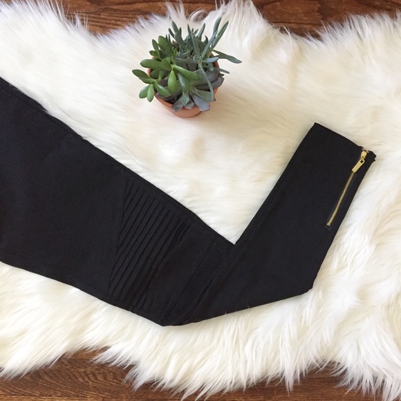 ❗️LAST❗️Black Moto Leggings - Picture 5 of 6